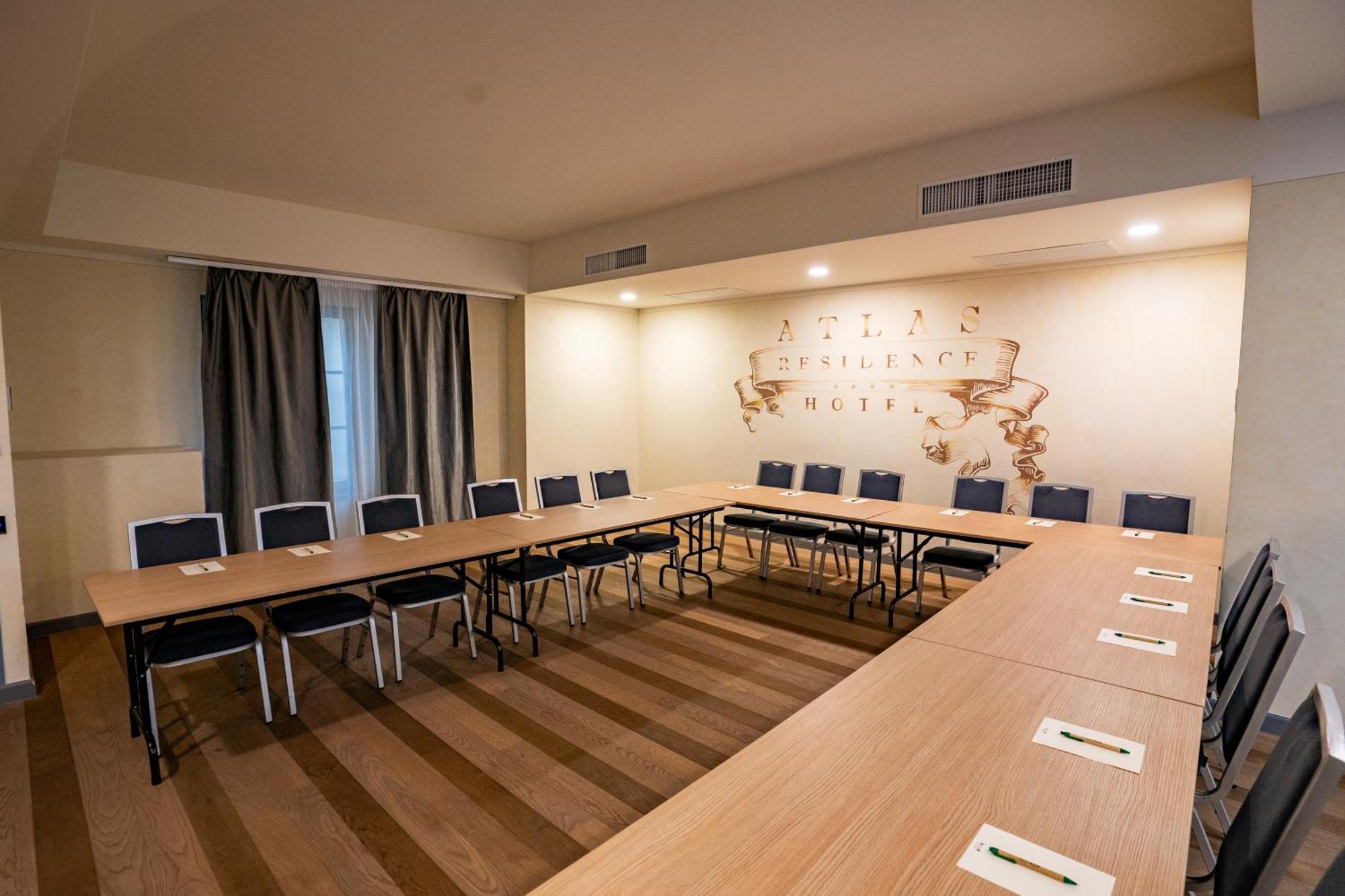 Atlas Hotel Timișoara Zewnętrze zdjęcie